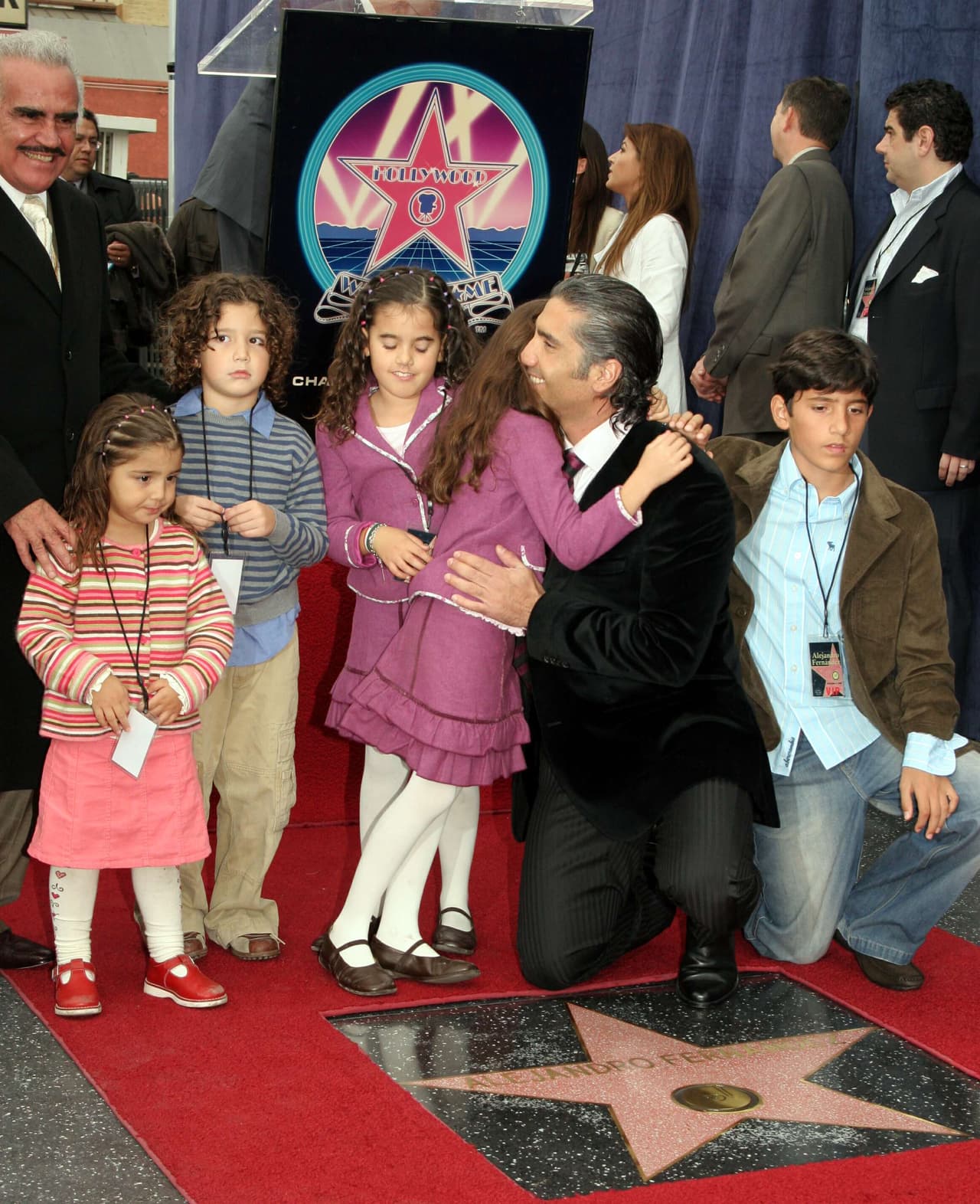 Camila ha apoyado la carrera de su papá desde pequeña, ahora El Potrillo la apoya a ella.