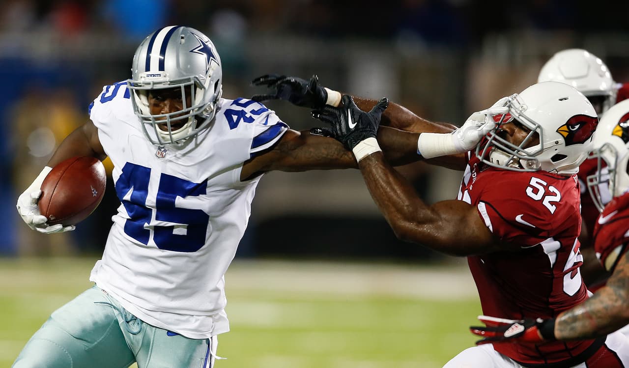 Los Dallas Cowboys y los Arizona Cardinals abrieron oficialmente esta noche la temporada de la NFL enfrentándose en el Partido del Salón de la Fama en el Tom Benson Stadium de Canton, Ohio en medio de un gran ambiente y los elegidos a ingresar en la Clase 2017.