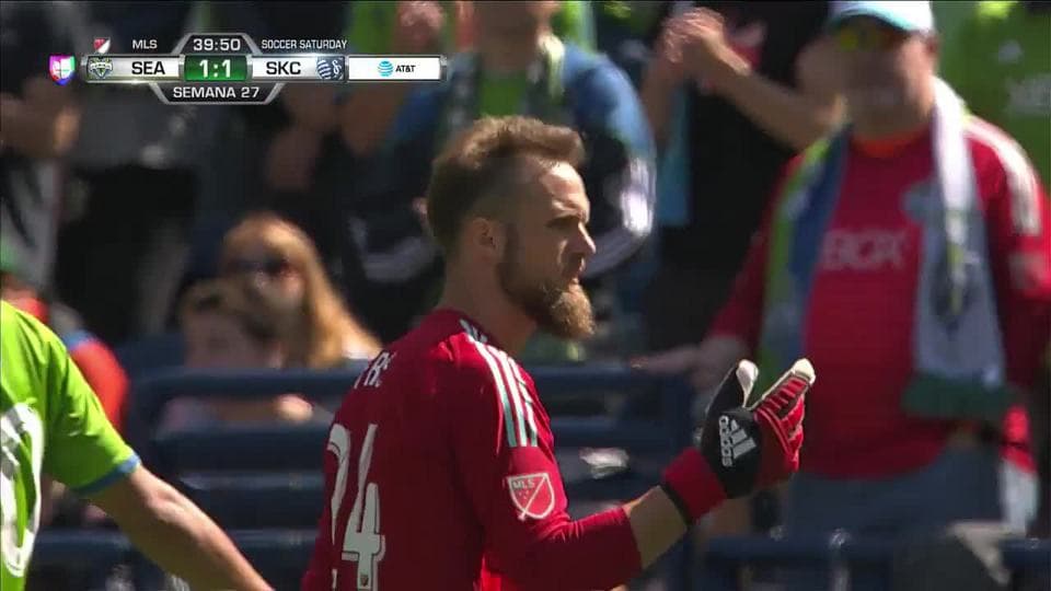 Tiro de esquina para Seattle Sounders FC