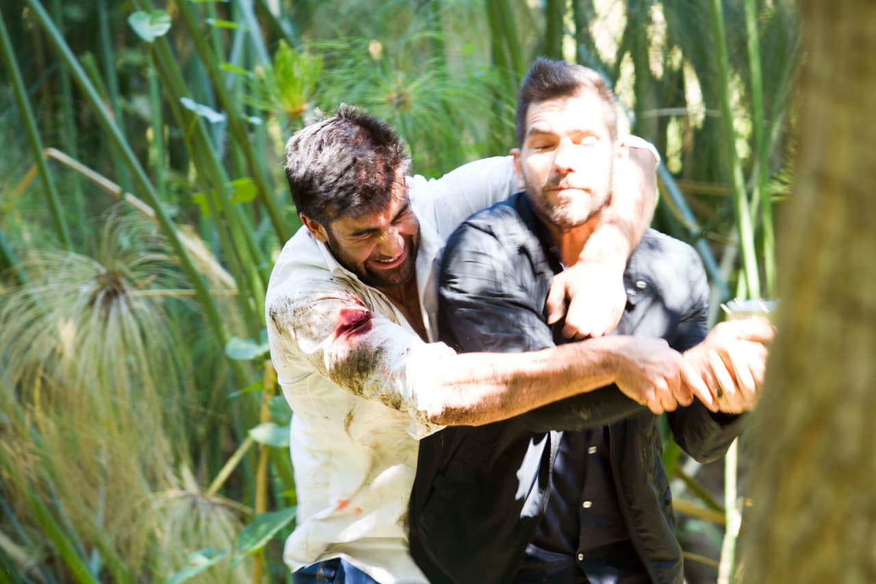 Al verse frente a Dave, comenzó una feroz pelea.