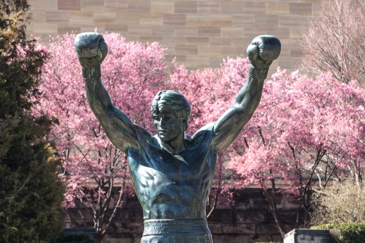 Culminan las restricciones pandémicas en Filadelfia, incluido el mandato de mascarilla 