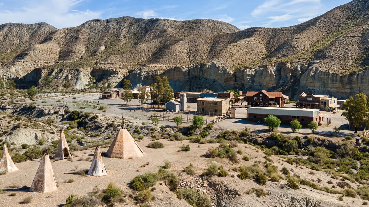 El pueblo donde se rodó Indiana Jones puede ser tuyo por "tan solo" $2,600,000