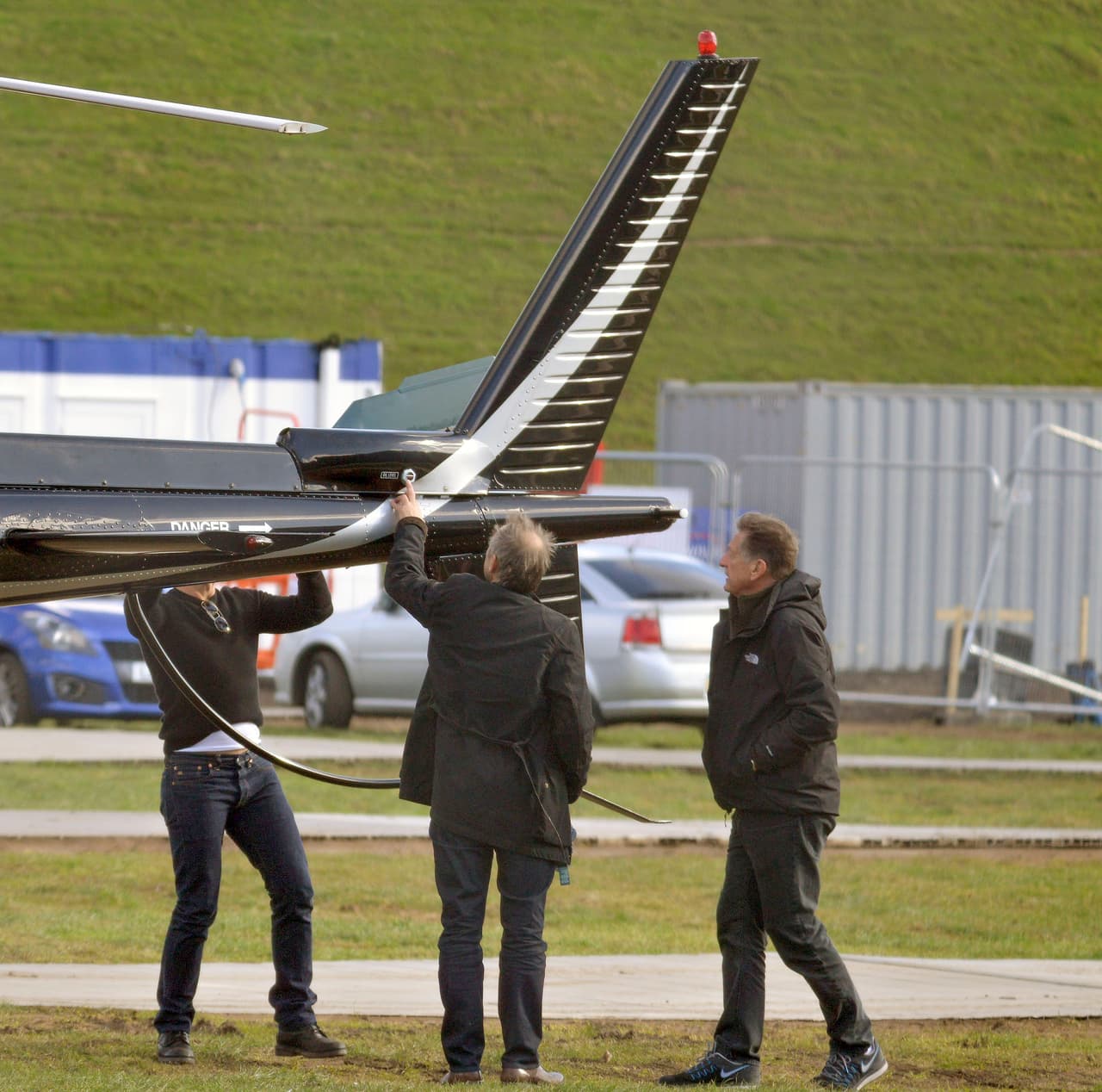 El actor acudió a una clase de vuelo de helicópteros.