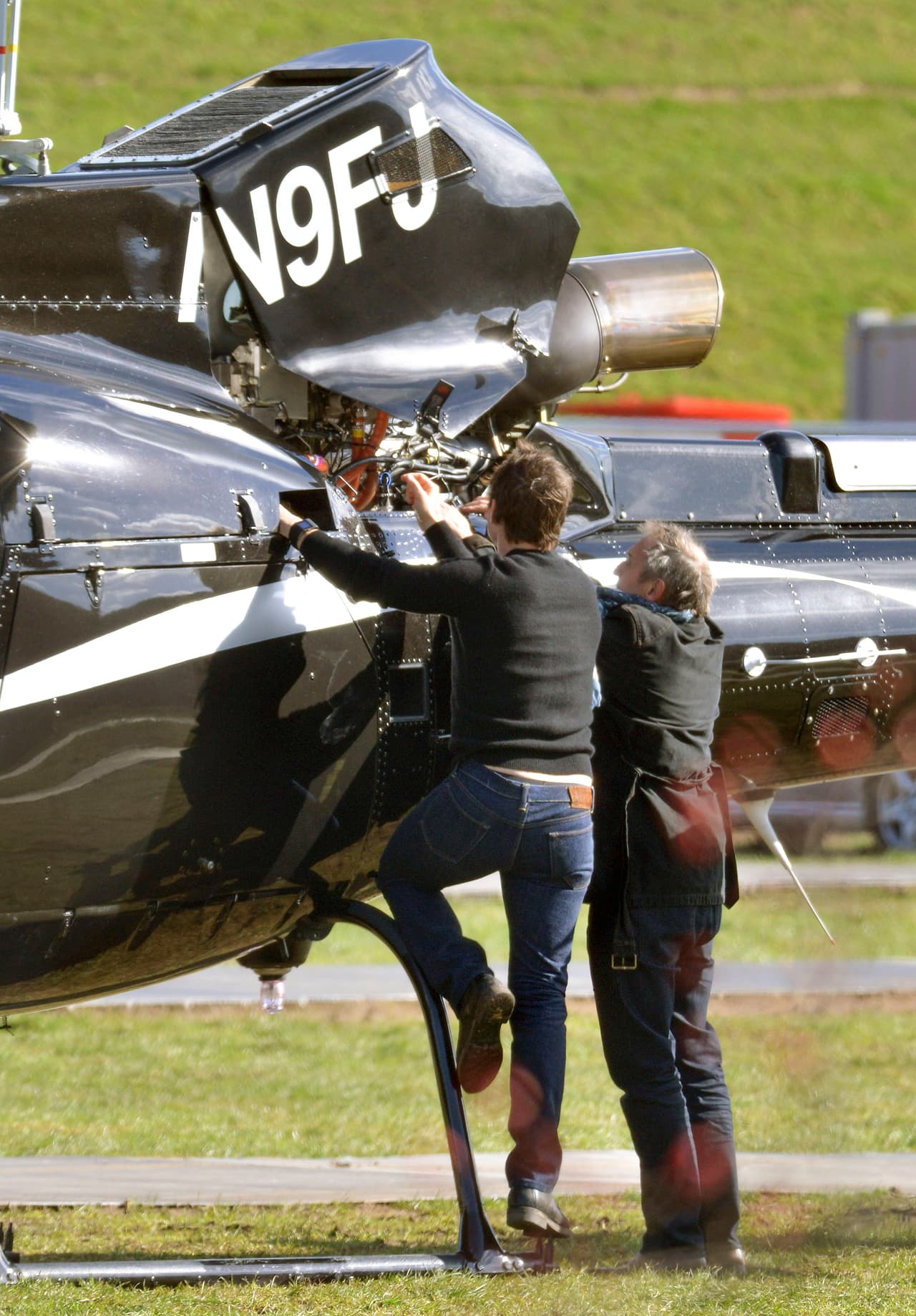 Estuvo muy atento a las indicaciones de su instructor.