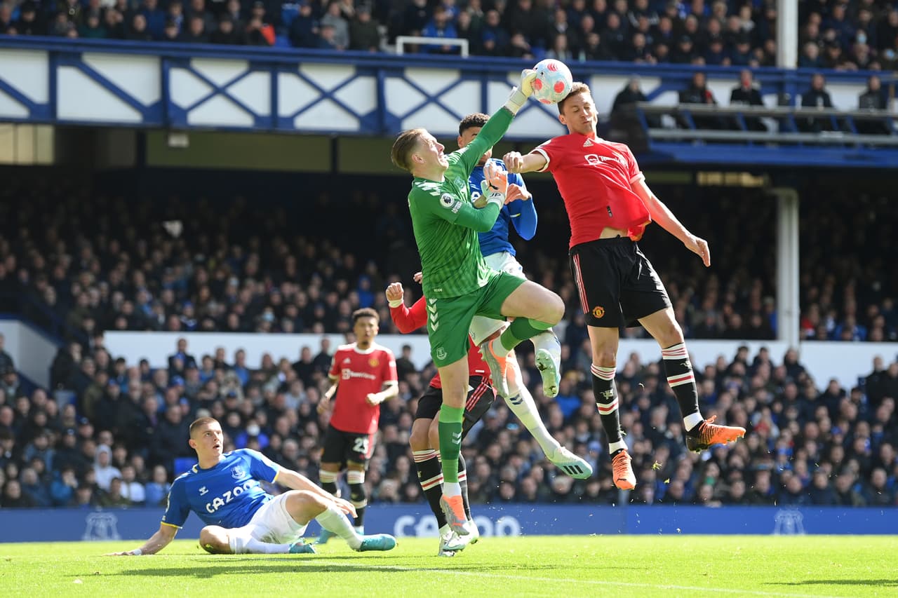 Everton se impuso 1-0 al Manchester United.