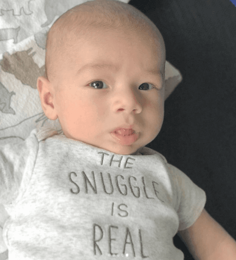 Tan solo unos días antes, su mami Cristy Bernal aprovechó para hacer una sesión de fotos a su pequeño hombrecito.