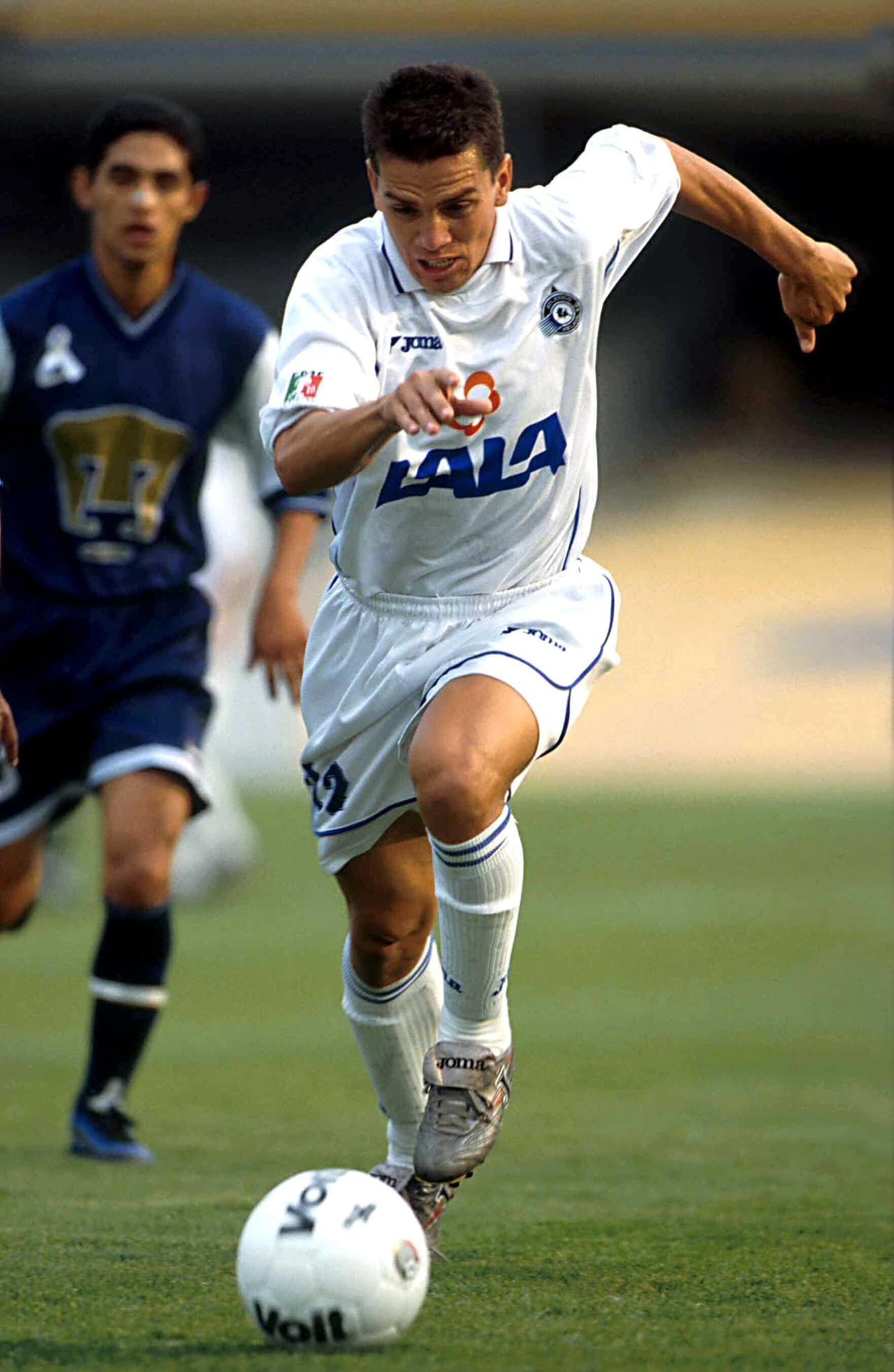 Enrique Fernández también tenía buen ojo para los fichajes, pues él trajo a Julio César Pinheiro a México, quien después salió subcampeón de la Libertadores con el Cruz Azul.