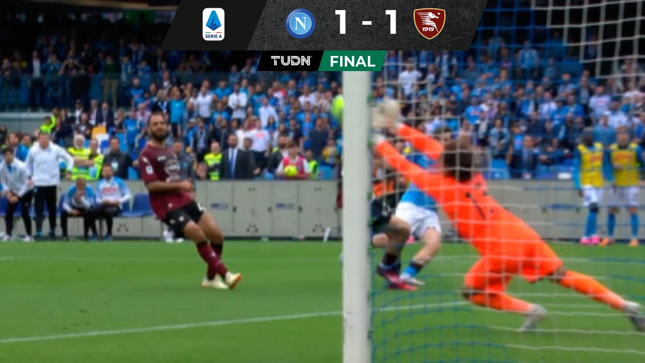 ¡Muralla mexicana! Ochoa impide título de Napoli y 'Chucky' Lozano