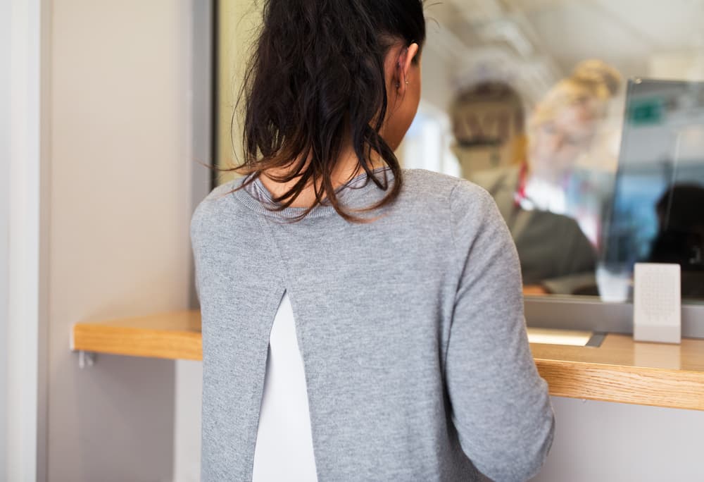 <b>Signos de tierra</b>
<br>
<b>(Tauro, Virgo y Capricornio)</b>
<br>
<b>Proponte separar algo para el año entrante</b>
<br>Debido a la acción de Ceres te entrará un dinero de forma inesperada y querrás correr enseguida a gastarlo ¡Cuidado! No lo hagas. Esos ingresos que recibas ponlos a funcionar en una pequeña cuenta de ahorros, por muy modesta que sea, y no la toques hasta que pase el primer semestre del año 2018.