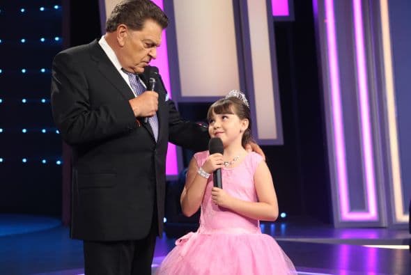 Y quedó claro que para Ximena estar junto al conductor era también un momento inolvidable.