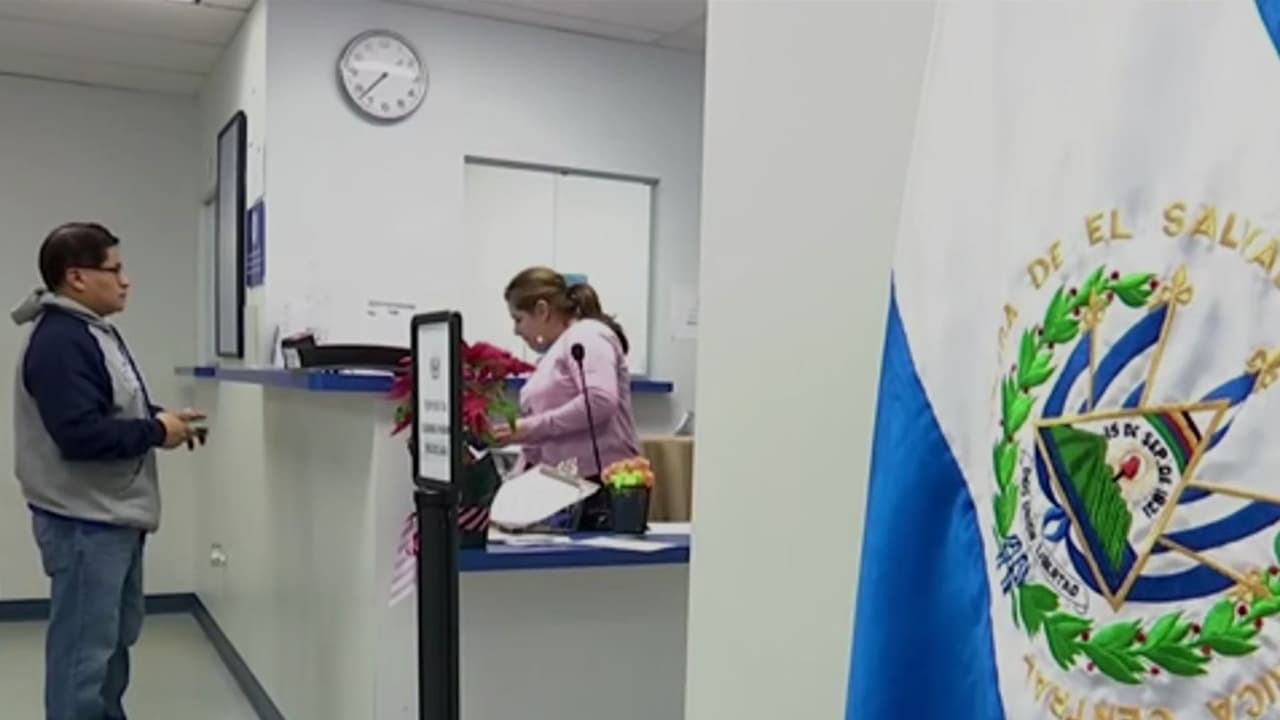 Salvadoreños con TPS viven en incertidumbre mientras esperan decisión sobre su futuro en EEUU