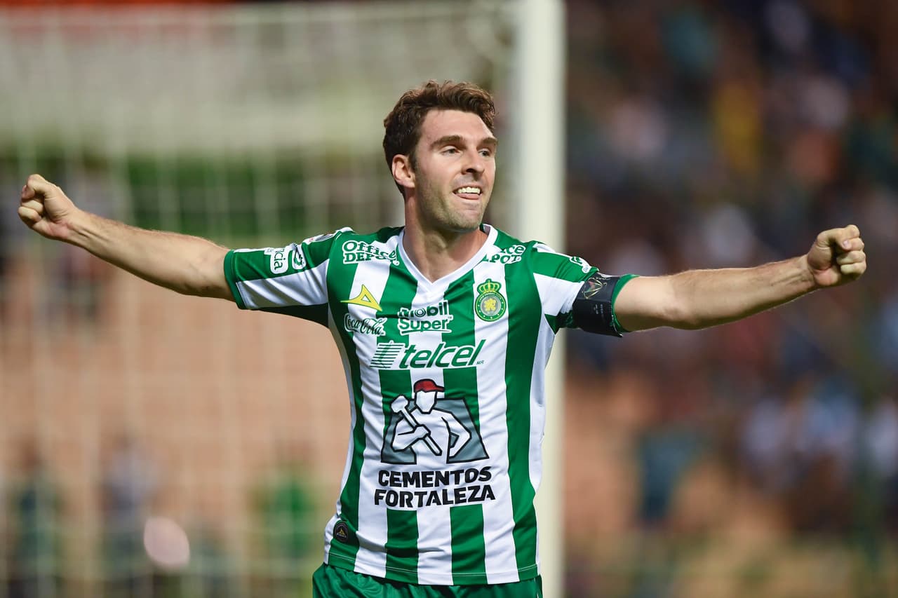 05 Mauro Boselli - León (6 goles)