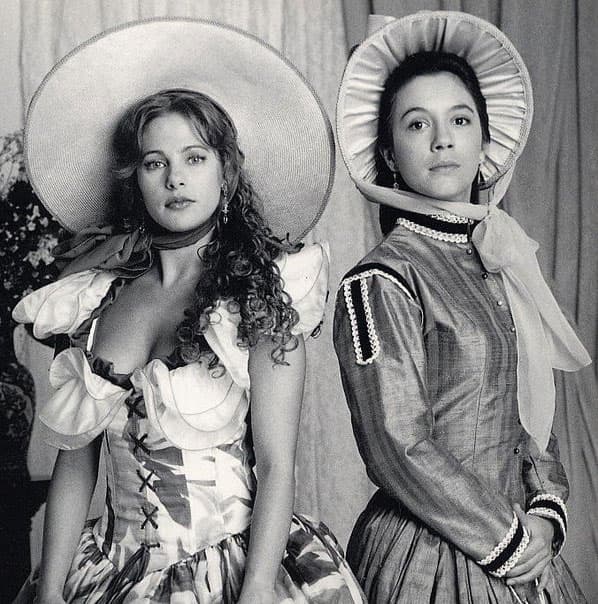 La historia fue ambientada a finales del siglo XIX y fue producida por 
<b><a href="http://www.univision.com/temas/carla-estrada">Carla Estrada</a></b>.