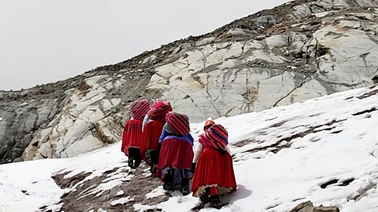 Historias que inspiran: Ellas son las mujeres que escalan las montañas más elevadas de Bolivia