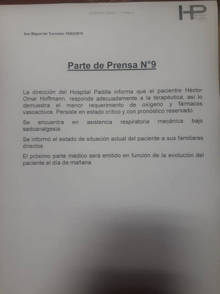"Consolidó la mejoría observada el día de ayer. Permanece con dosis mínima de inotrópicos con adecuada diuresis y, con menor requerimiento de oxígeno. Durante la tarde se valorará el inicio de alimentación enteral. Se encuentra bajo asistencia mecánica y sedo analgesia. Persiste en estado crítico y con pronóstico reservado", dijo la doctora, casualmente en el día que el músico cumple años. Además, agregó que las funciones respiratorias mejoraron considerablemente.