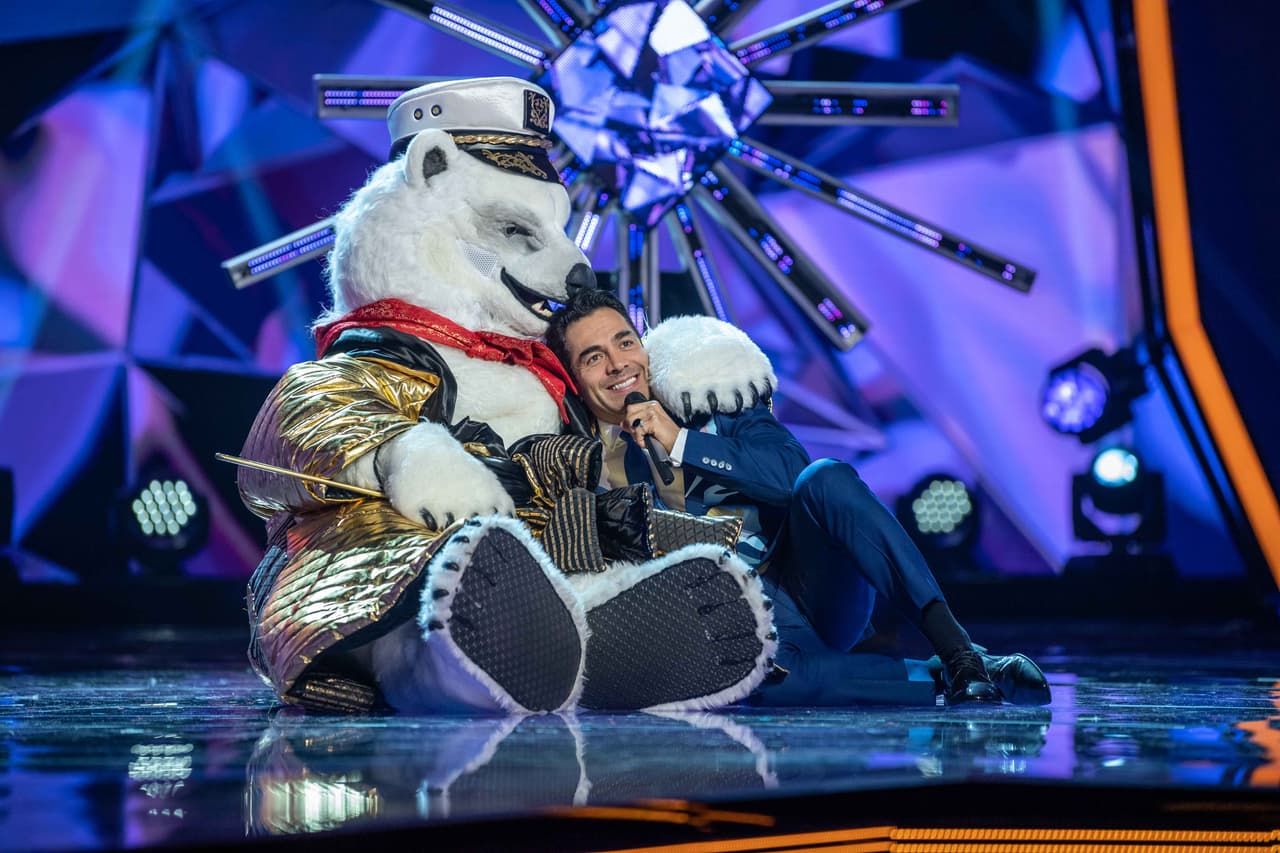Este Oso Polar se adueñó del escenario y hasta jugueteó con Omar Chaparro.