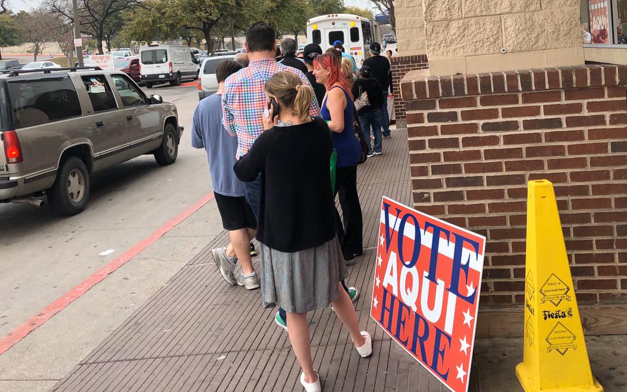 Denuncian llamadas automáticas con información errónea sobre el Supermartes en Texas