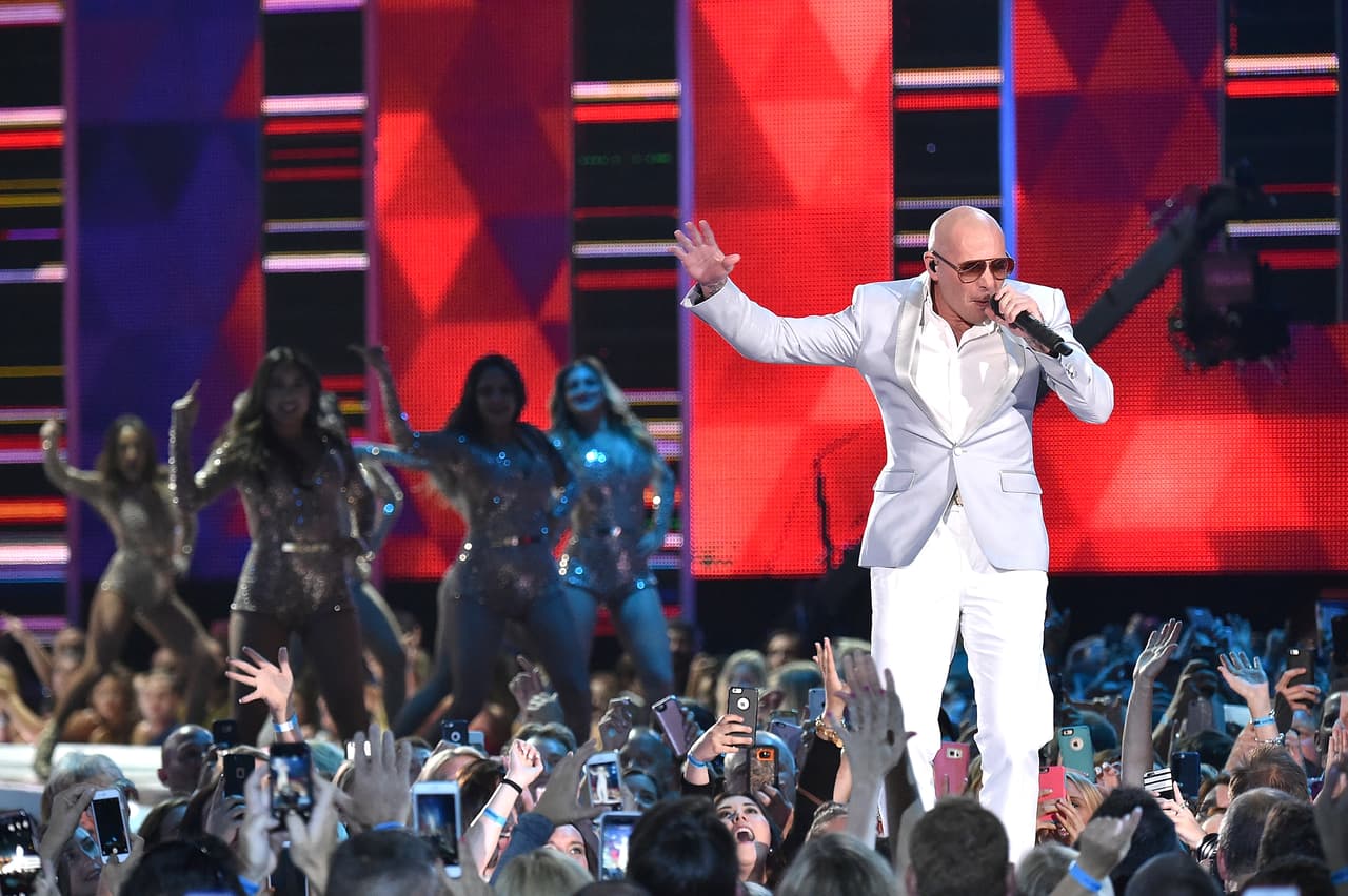 Pitbull, estrella de un video para la promoción turística de las playas de Florida