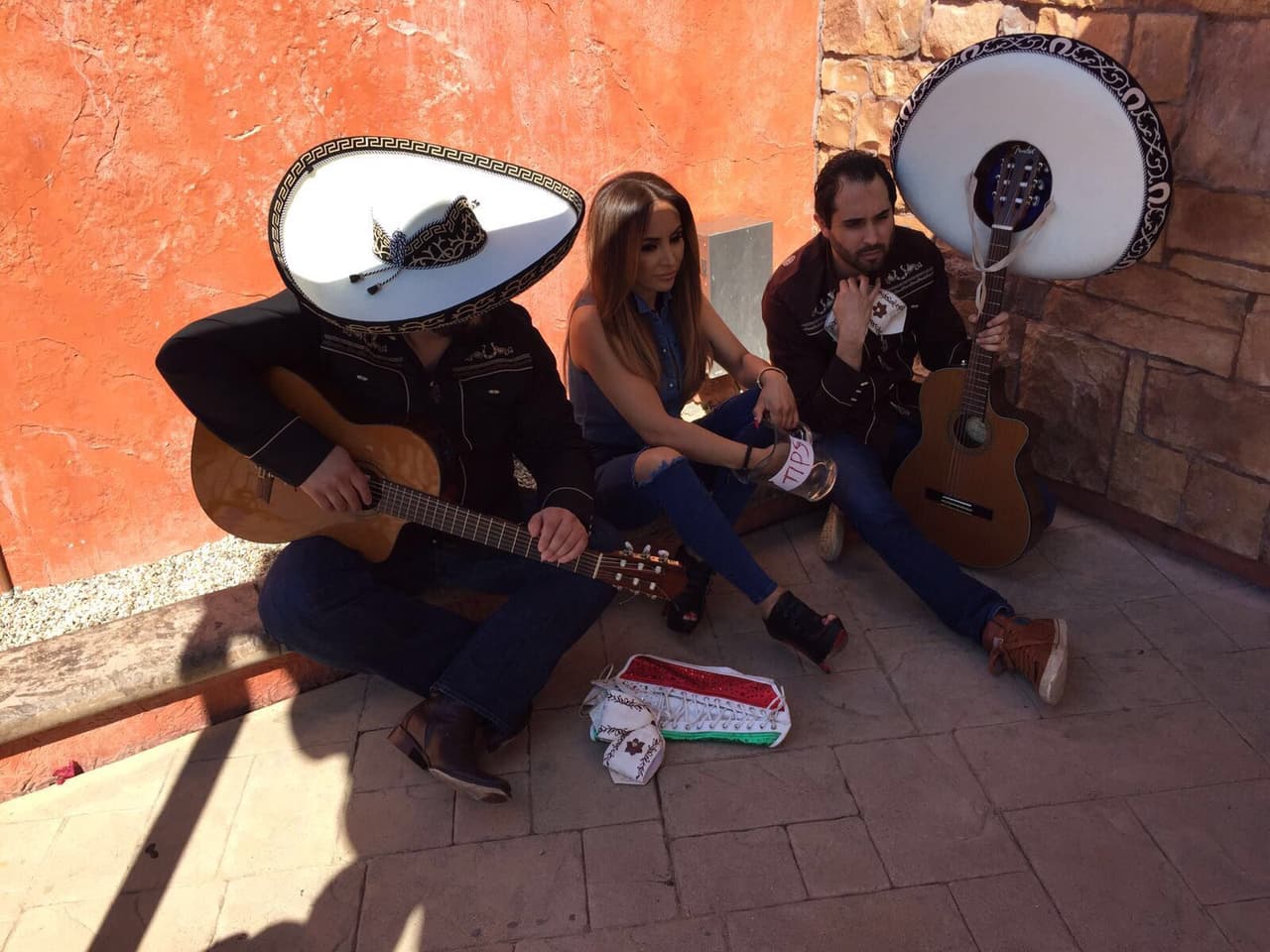 ¿Qué estarán planeando La Bronca, El Tambochi y El Compa Ivan?