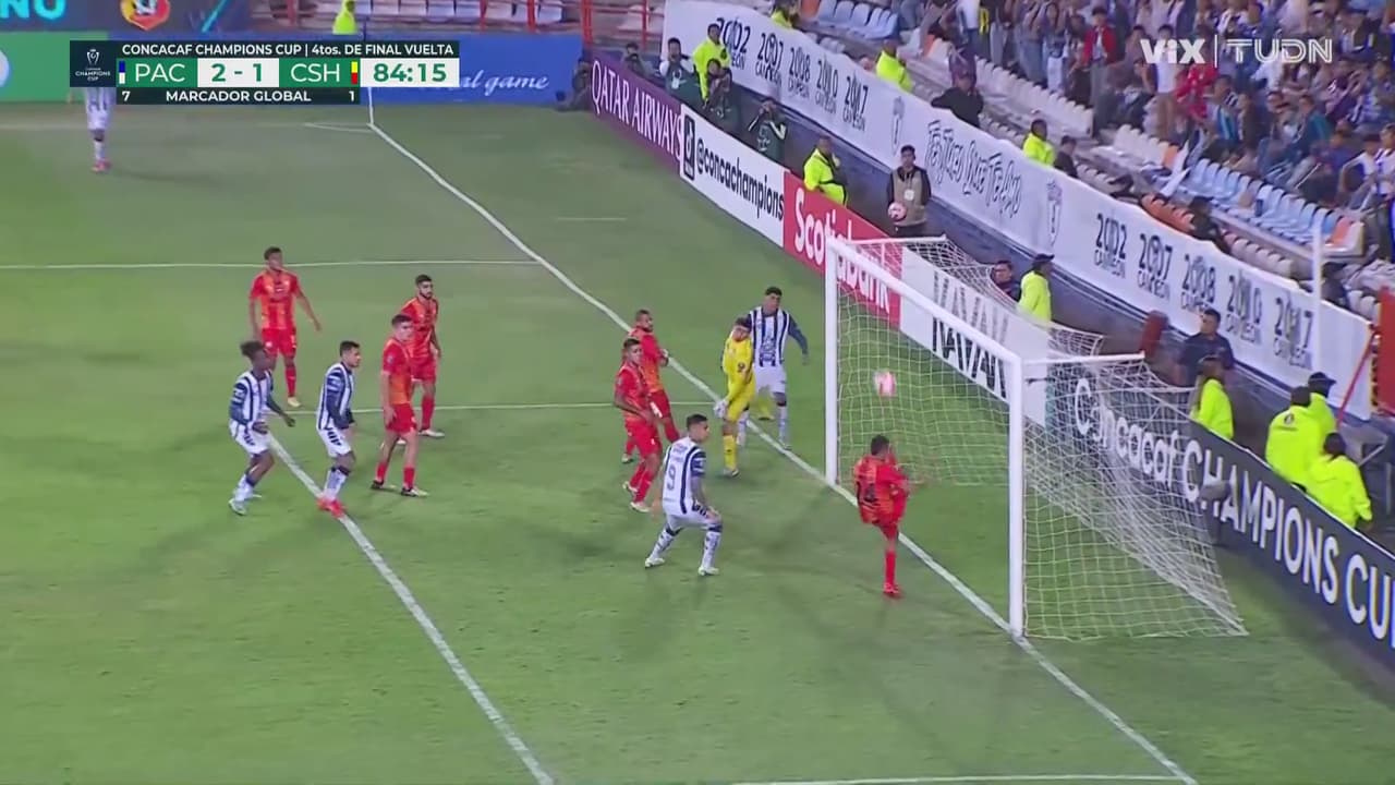 En la línea! Basulto salva a Herediano del tercer gol en contra