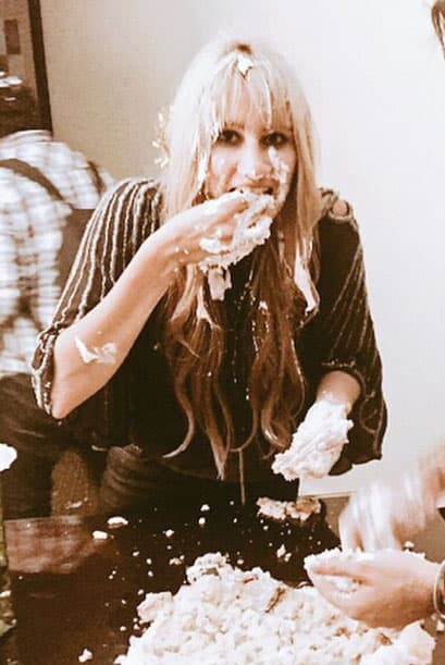 La capitana Hanna del equipo Barraza está de manteles largos, ya que cumple nada menos que 30 años. ¡Felicidades a esta talentosa cantante y coach!