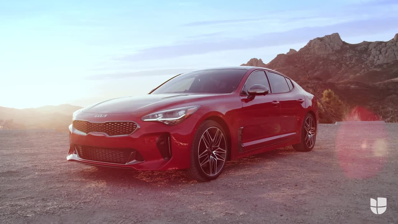 <u><b>Contenido relacionado</b></u>
<br>
<br>Para su edición 2022, el Kia Stinger estrena un motor cuatro cilindros de 2.5 litros turboalimentado, con el que eleva su potencia a 300 HP, y adopta nuevos elementos en su estética para convertirse en una opción más atractiva entre los sedanes deportivos. Encuentra aquí los detalles de este modelo surcoreano.
