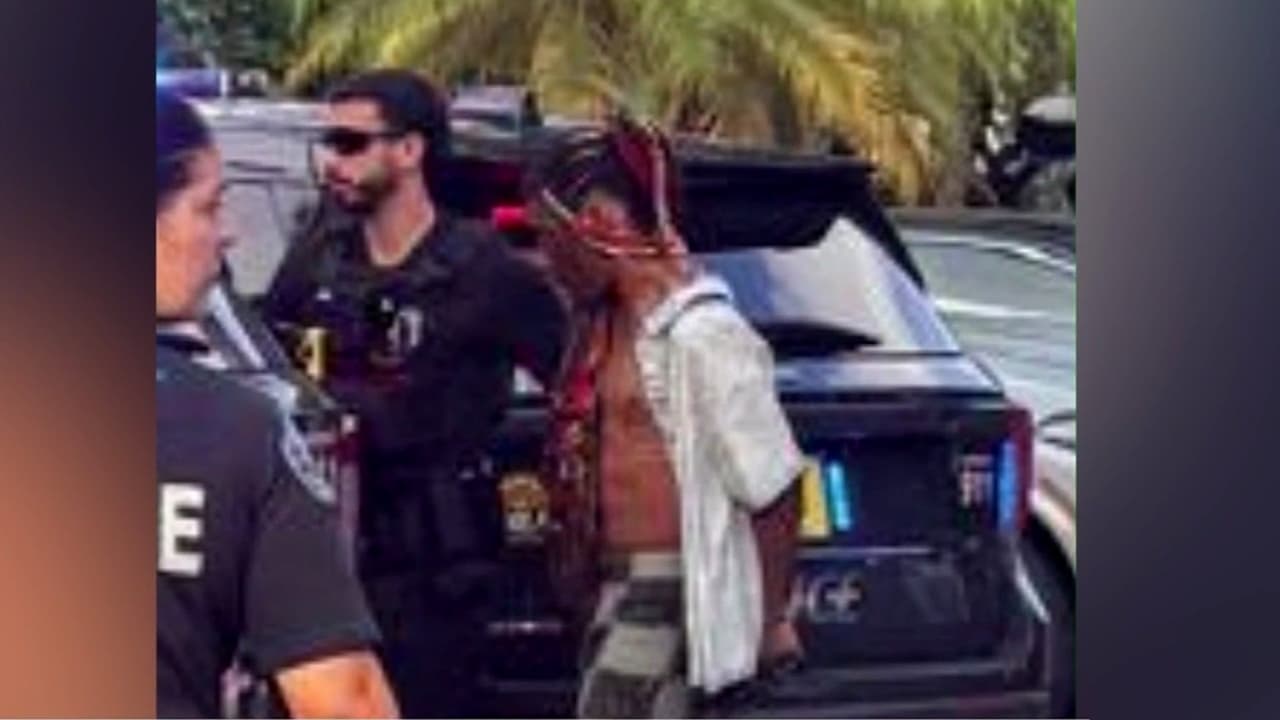 Pareja halla a sujeto escondido debajo de su cama en hotel de Doral, Florida; dan su testimonio a N+ Univision