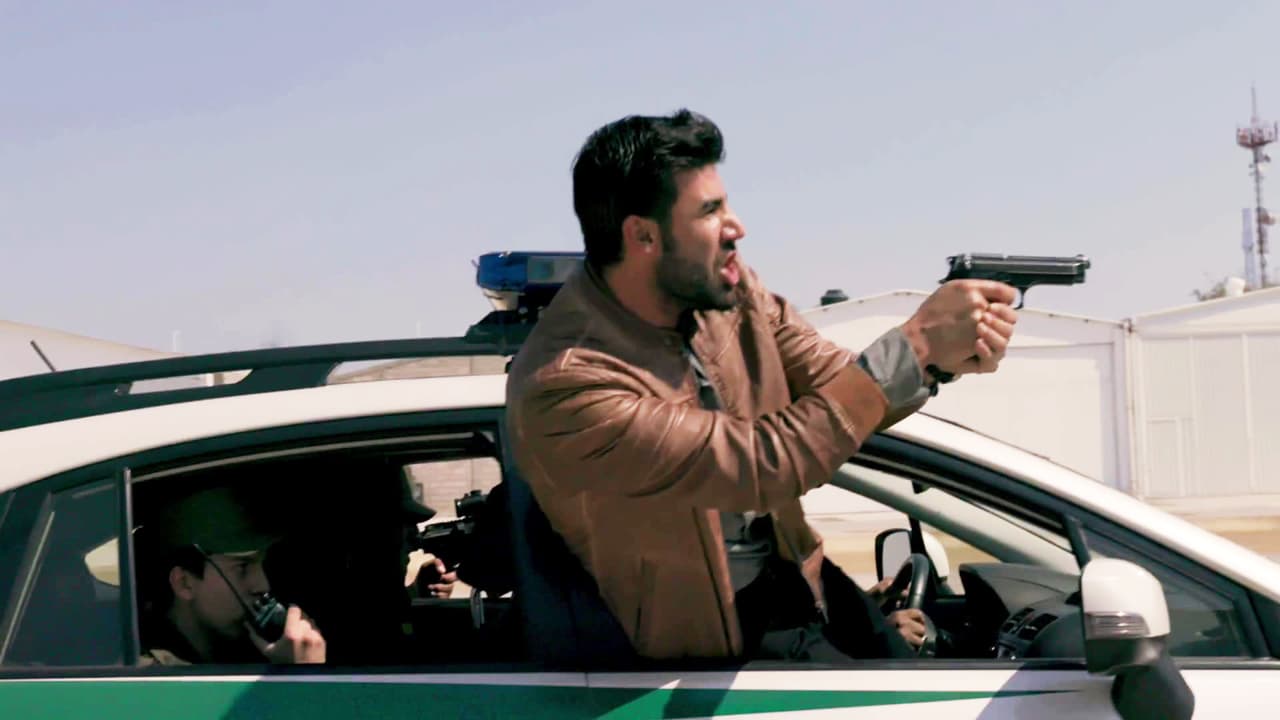 Por su parte, 
<a href="http://www.univision.com/temas/juan-colucho"><b>Juan Colucho</b></a> ha personificado a su archienemigo, el agente de la DEA 
<a href="http://www.univision.com/series/la-piloto/juan-eduardo-colucho-es-dave"><b>Dave Mejía</b></a>.