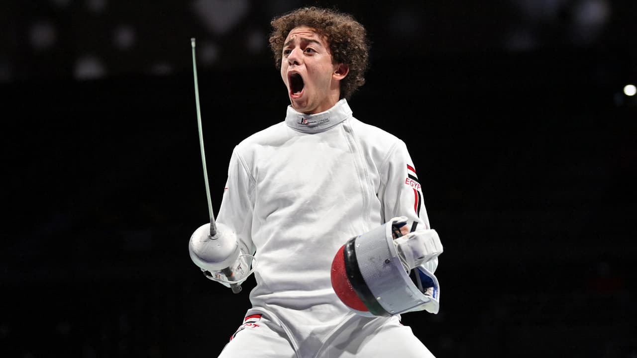 Mohamed Elsayed gana en esgrima y festeja como Cristiano Ronaldo