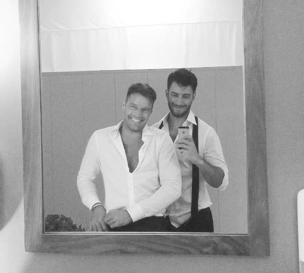 Ricky Martin y su novio Jwan Yosef se divierten tomándose selfies y formando parte de los mejores eventos.