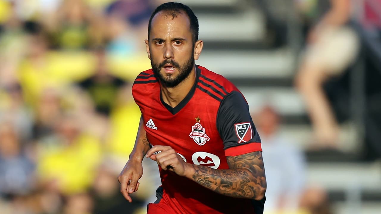 Oficial: Víctor Vázquez vuelve al Toronto FC