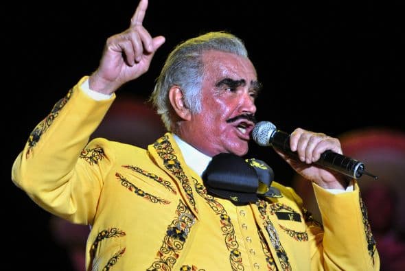 "Se me vino una tromboembolia pulmonar y ya me andaba yendo, 
<b>pero Dios todavía no me ocupa"</b>, dijo Vicente Fernández en la entrevista transmitida en el canal 
<b><a href="https://www.youtube.com/watch?v=6rvizUgJS10" target="_blank">'En casa de Mara'</a></b>, de YouTube.