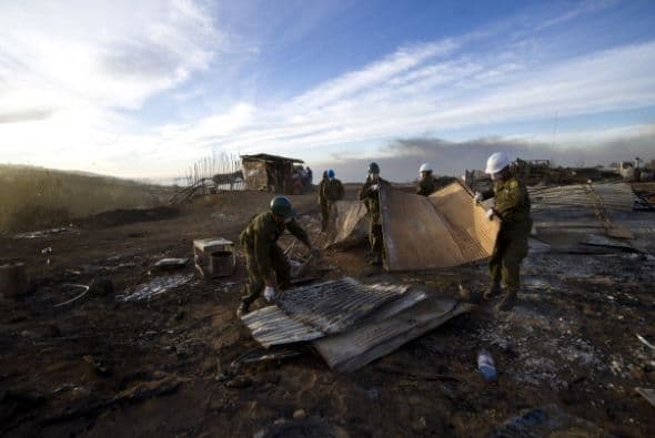 "Para nosotros es fundamental resguardar la integridad física de las personas, es por ello, que hemos dispuesto el traslado de las mujeres hacia Santiago", dijo el director nacional de Gendarmería, Juan Letelier.