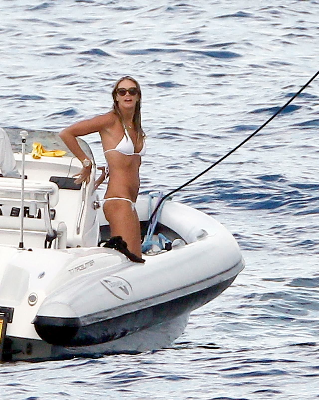 Elle Macpherson presumiendo cuerpazo a sus 51 años.