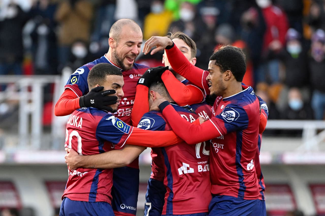 Clermont se impuso 2-1 al Stade Rennais FC.