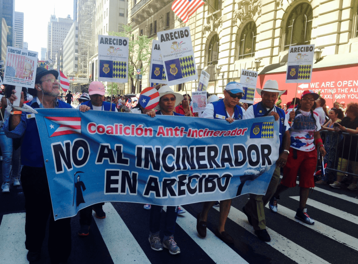 Arecibo, pueblo al que se le dedicó el evento, desfiló su lucha.