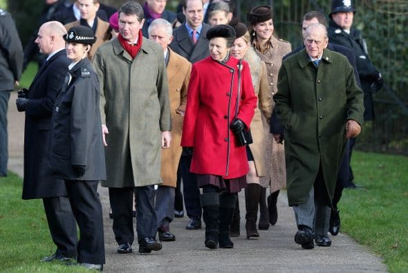 Las molestias pudieron ser tales que no le quedaron ganas de acudir a la comida en compañía de la familia real.