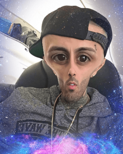 Nicky está bien loquito y es súper fan de estas funciones de snapchat.