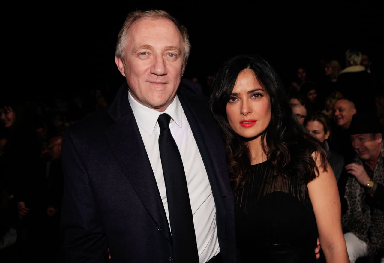 Medios franceses afirman que el empresario Francois-Henri Pinault le es infiel a Salma Hayek.