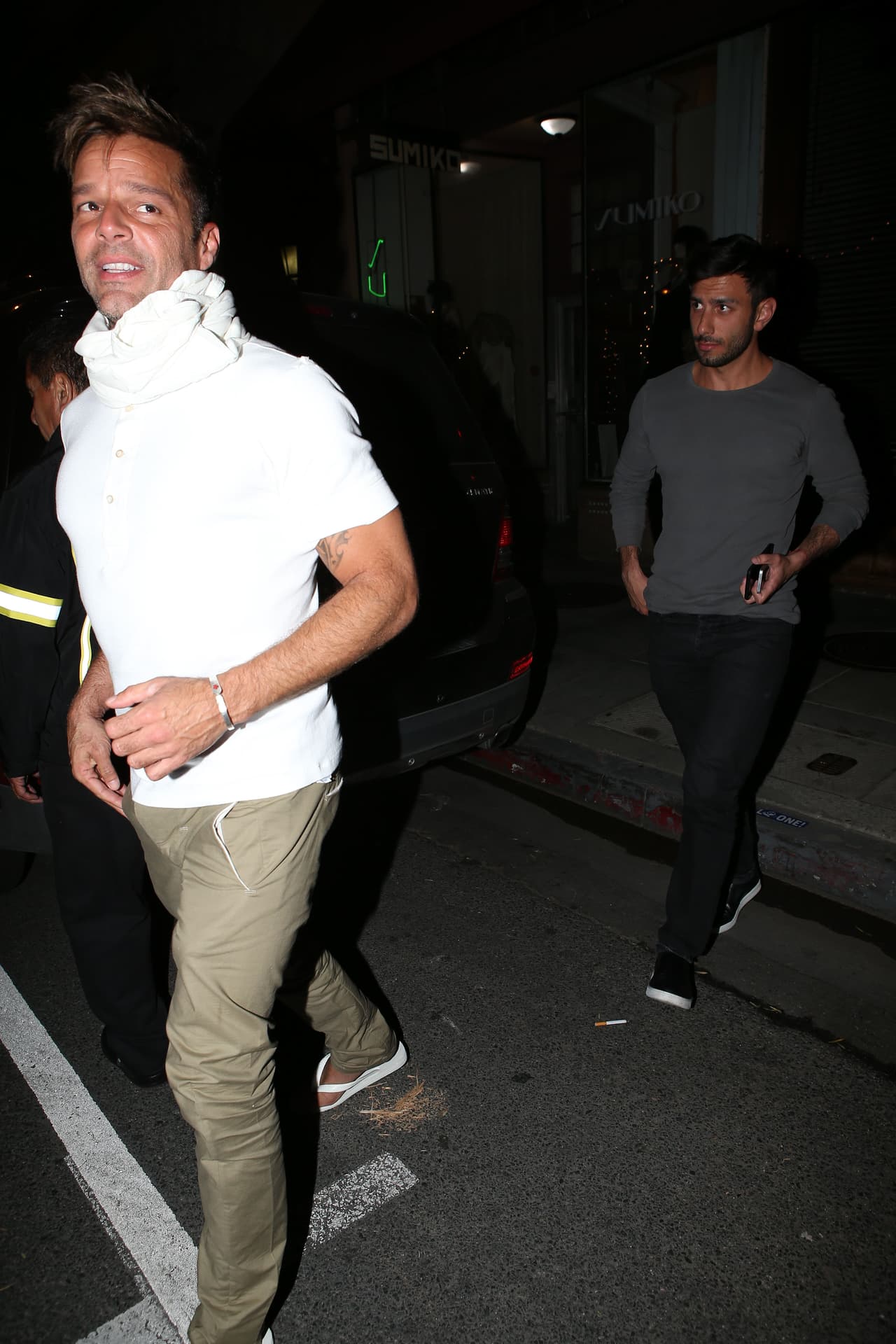 Siempre se mantuvo atrás de Ricky.