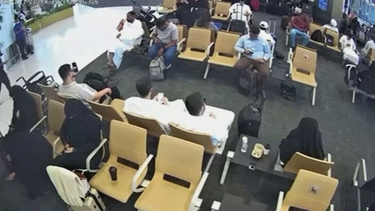 Video muestra el momento exacto de un ataque contra el Aeropuerto Internacional de Riad en Arabia Saudita