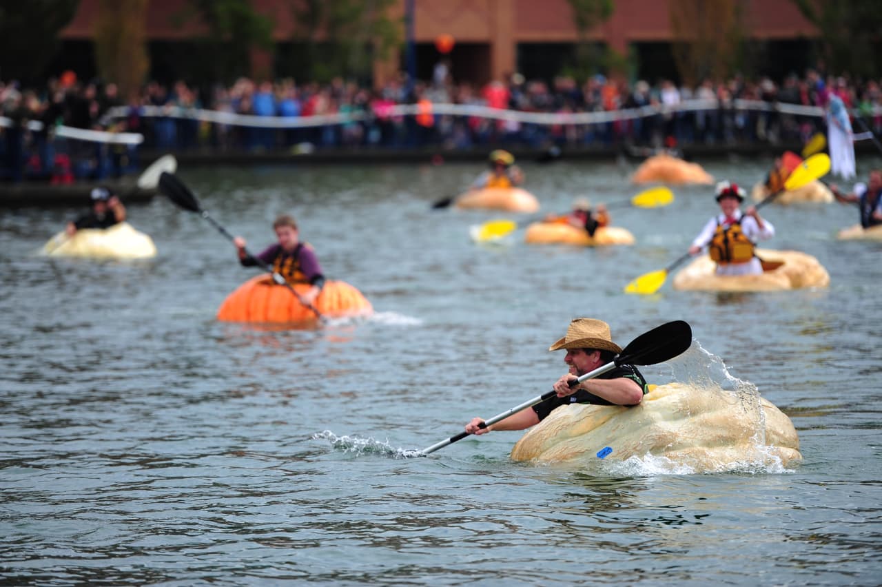 En total se llevaron a cabo cinco carreras de calabazas, pero la primera fue ganada por Mike Walton, de Aloha.