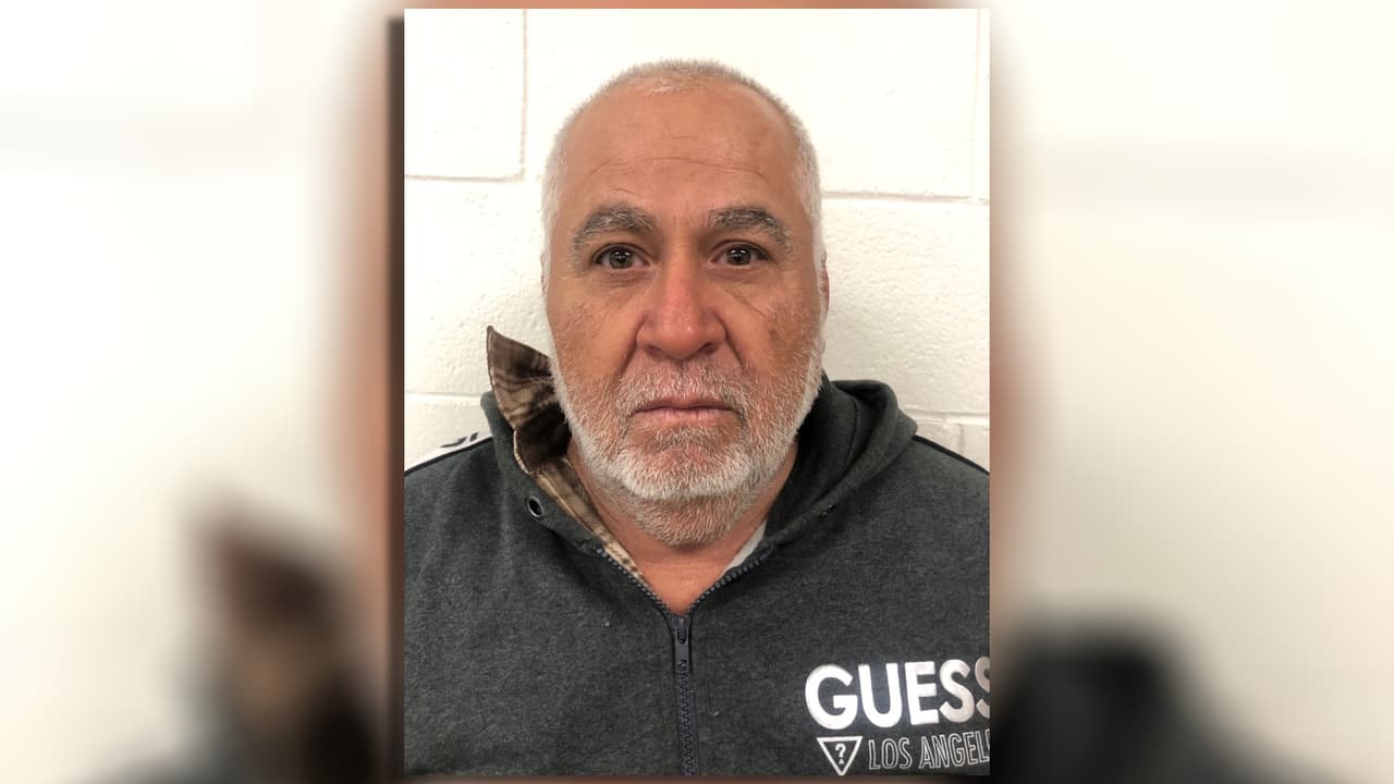 Rosario Lugo Parra, un migrante mexicano de 62 años, será procesada por el reingreso de un inmigrante deportado. Los agentes de Wellton arrestaron recientemente a un migrante con múltiples condenas por delitos graves por posesión de drogas, asalto y robo, por lo que he cumplido una condena en prisión.