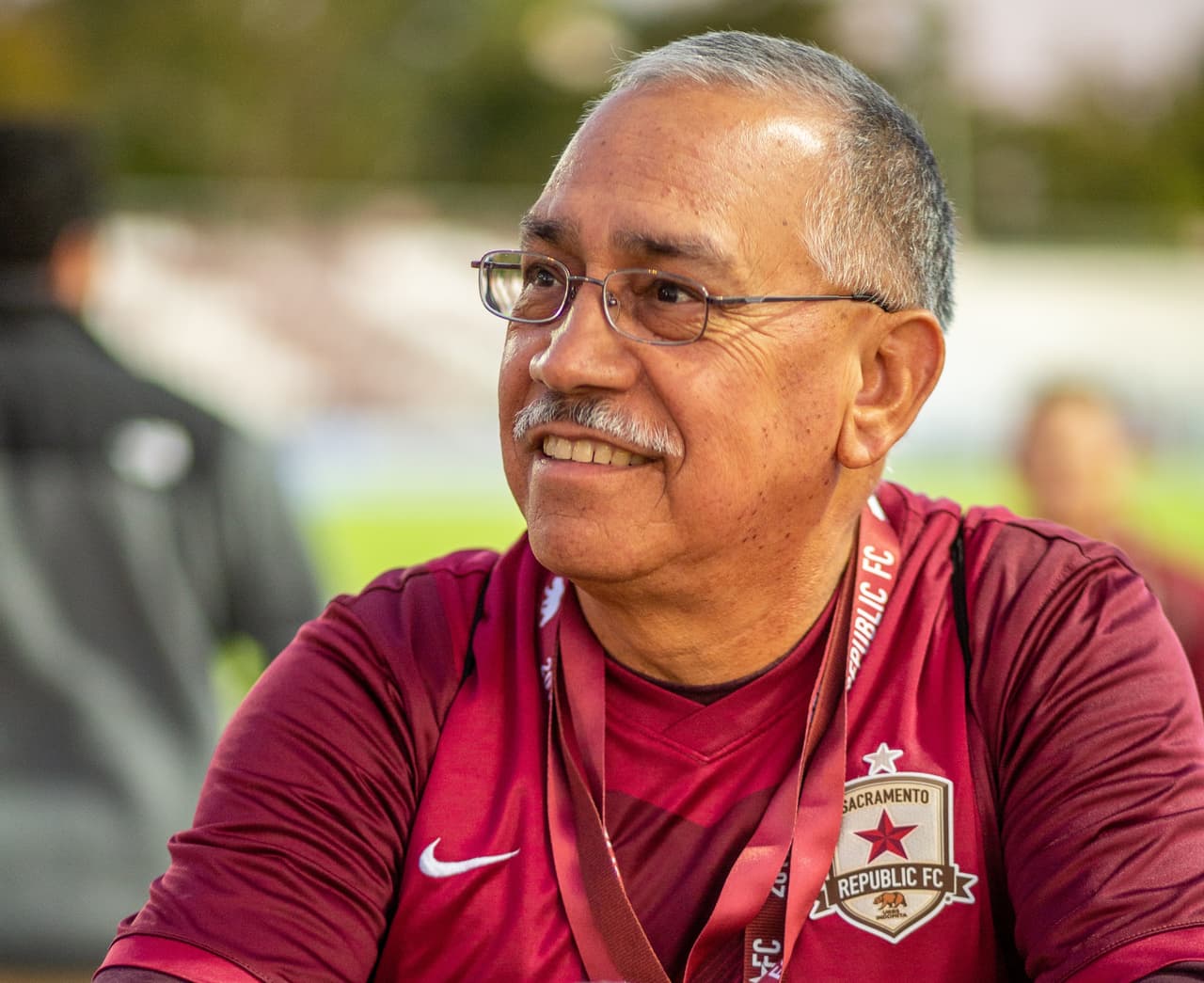 <b><i>Manuel Camacho: “Sacramento Republic es mi comunidad, mi club, mi familia”</i></b>
<br>‘Manny’ es una figura influyente y activa en la comunidad del fútbol de Sacramento, donde ayudó a organizar torneos y ligas para adultos.
