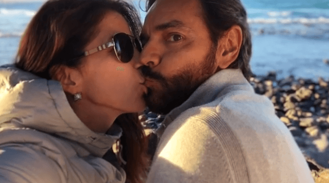 Alessandra Rosaldo utilizó su cuenta de Instagram para sorprender al actor con un video que muestra los mejores momentos de su cumpleaños, además de dedicarle un emotivo mensaje: "Acá ya es 2 de Septiembre y estamos festejando el cumpleaños del rey de la casa 👑🤴🏻llenos de diversión 🎪🎡🎈¡FELIZ CUMPLEAÑOS amor mío 
<a href="https://www.instagram.com/ederbez/">@ederbez</a>! Te amamos con toda el alma y somos inmensamente afortunadas de tenerte❤️❤️❤️ Que sigan lloviendo luz y bendiciones para ti, que sigas realizando sueños, alcanzando metas, conquistando corazones, y sobretodo, que sea un año lleno de experiencias y momentos maravillosos y juntitos👨‍👩‍👧 ¡TE AMOOOOO! ", escribió.