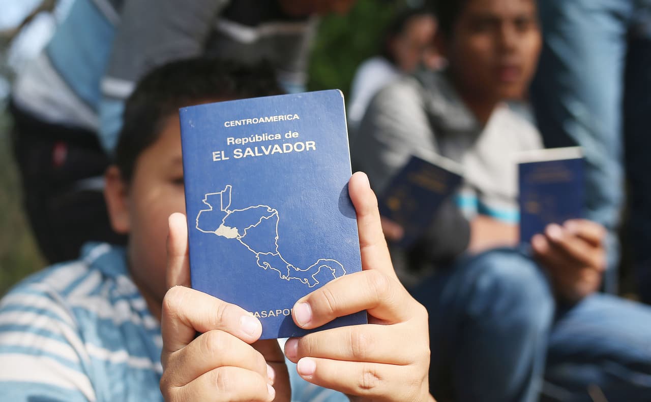 Abogados reiteran que gobierno de Obama viola el debido proceso de niños migrantes que buscan asilo