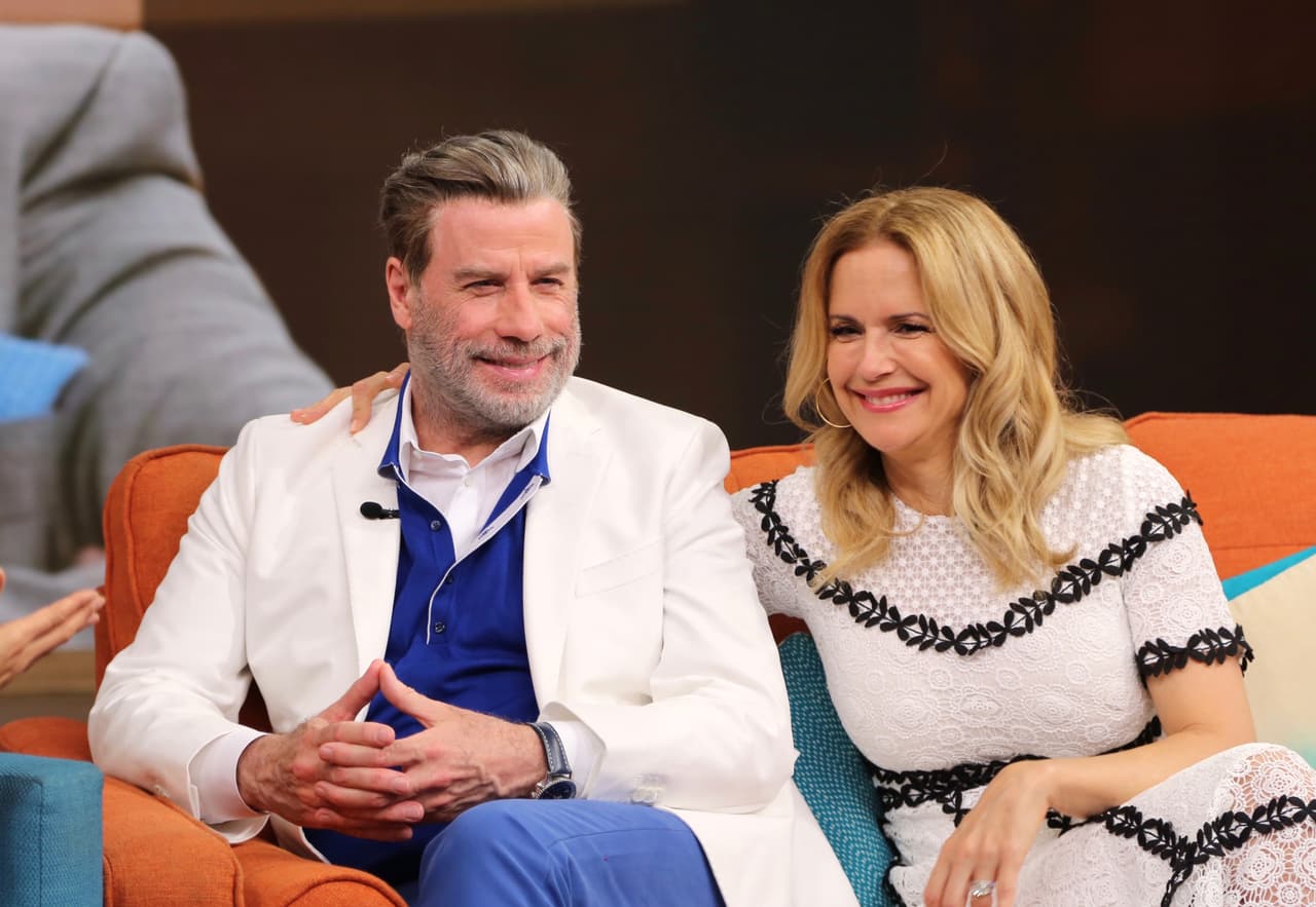 Después de una charla muy amena, Kelly y John se despidieron felicves y prometieron volver pronto.