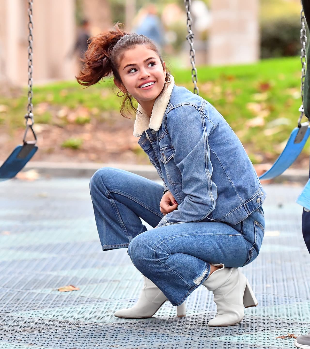Desde que recibió el riñón de Francia Raísa, se le ve más feliz. Y aunque hay quienes insisten en que formalice su relación romántica con Justin Bieber, la artista parece tomarlo todo con calma.
