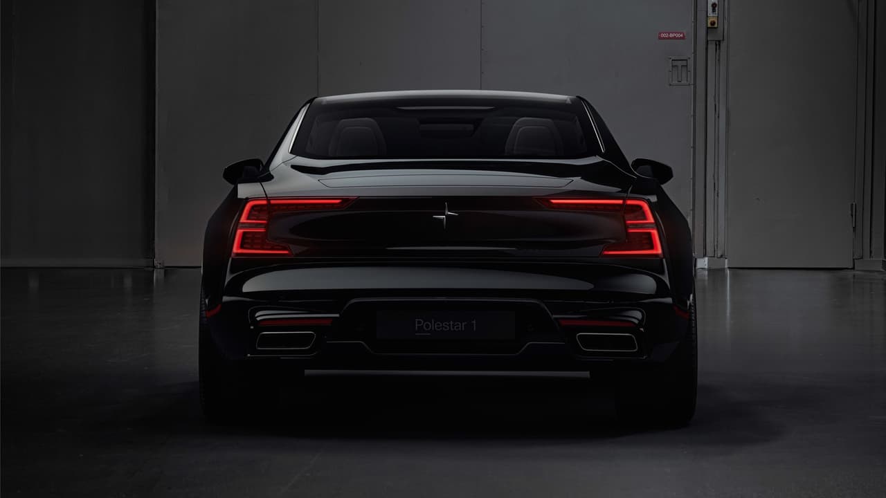 El tren motriz no es la única novedad del Polestar 1. También su método de adquisición es novedoso. El Polestar 1, así como todos los modelos futuros de la marca serán 
<b>ordenados 100% en línea</b>, a través de una 
<b>suscripción</b> que podrá ser de dos o tres años.