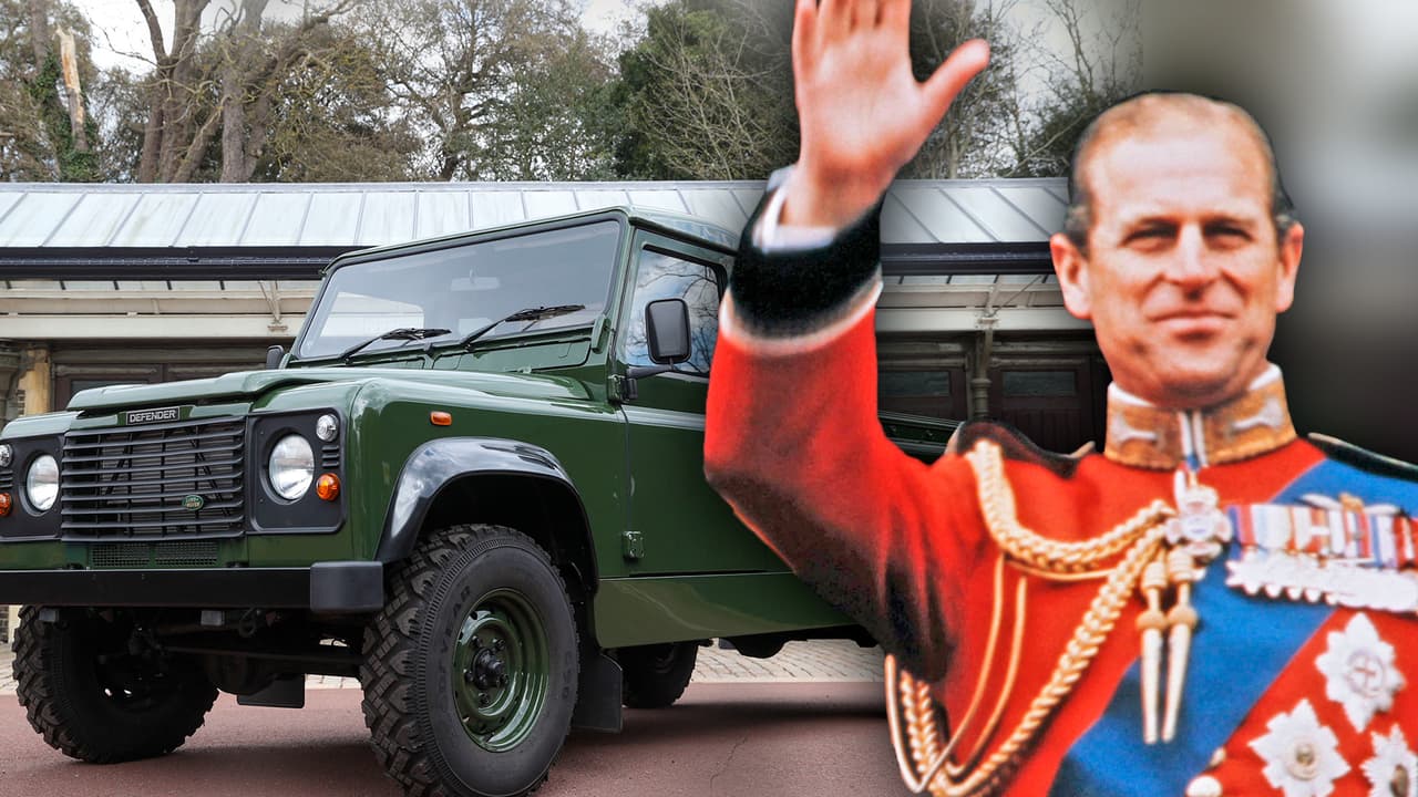 Este viernes fueron difundidas las primeras imágenes de la camioneta 
<a href="https://www.univision.com/carros/marcas-de-carro/land-rover"><u>Land Rover</u></a> que llevará el féretro del 
<a href="https://www.univision.com/famosos/30-personas-invitadas-al-funeral-del-principe-philip"><u>príncipe Felipe</u></a>, quien falleció la semana pasada a los 99 años de edad, hacia la Capilla de San Jorge en el Castillo de Windsor.